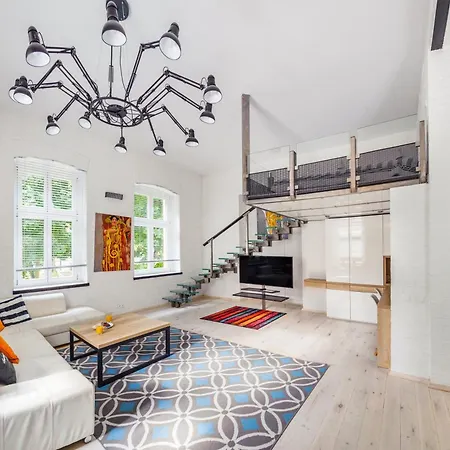 Apartman Victory - The Art Of